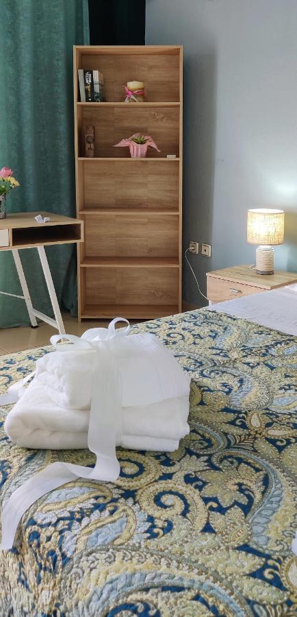 Hospitable Appartment In The Central Park, Xánthi Kültér fotó