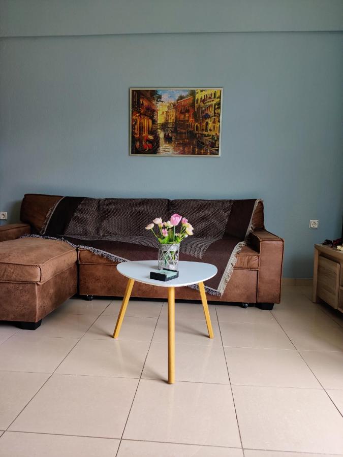 Hospitable Appartment In The Central Park, Xánthi Kültér fotó